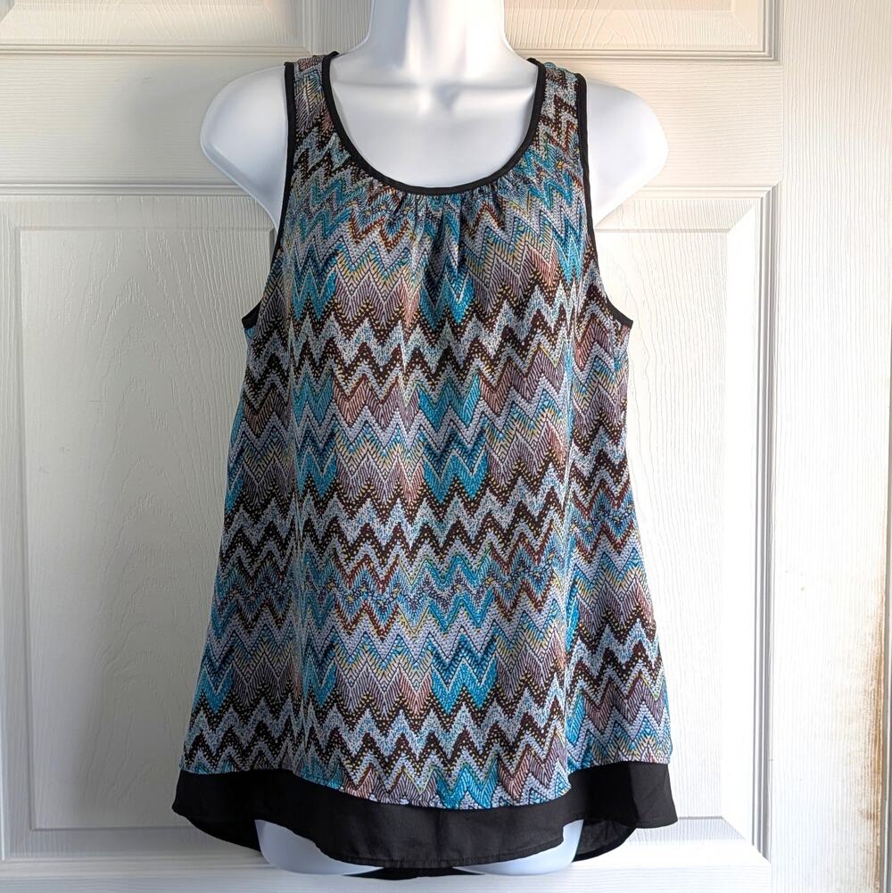 Daniel Rainn Geometric Chevron Print Sleeveless Blouse Tank Top - Small